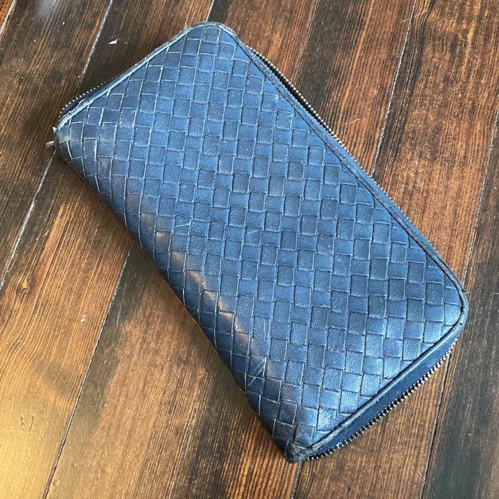 Bottega Veneta Zip Around Wallet